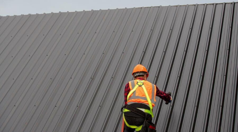Professional residential roofers in Browning, MT